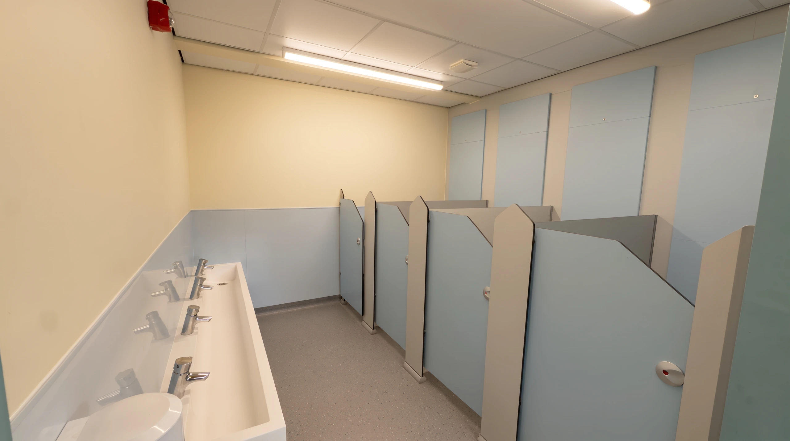 New-build reception classroom at Ackworth Mill Dam School.